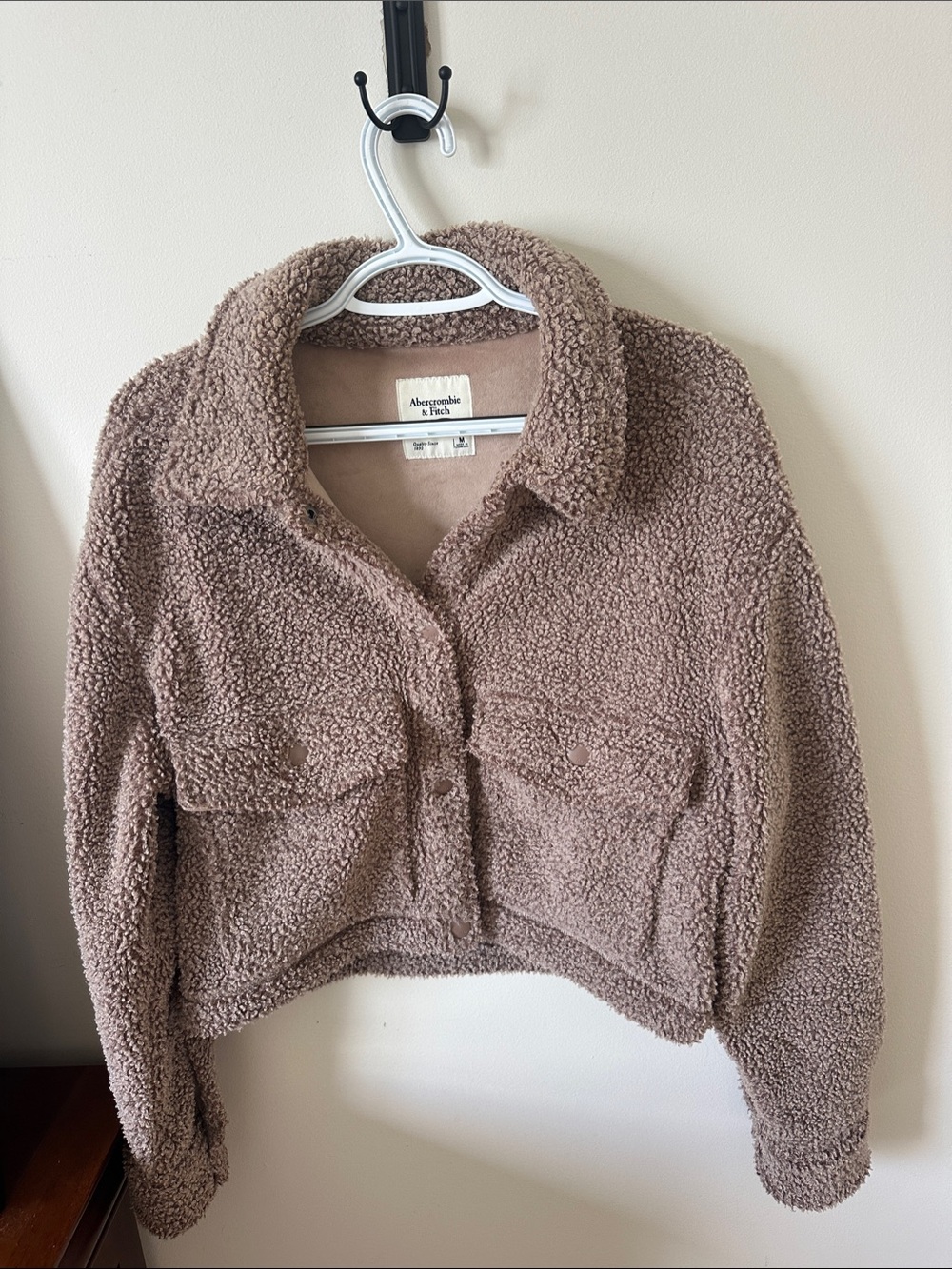Abercrombie & Fitch Cropped Taupe Teddy Sherpa Jacket